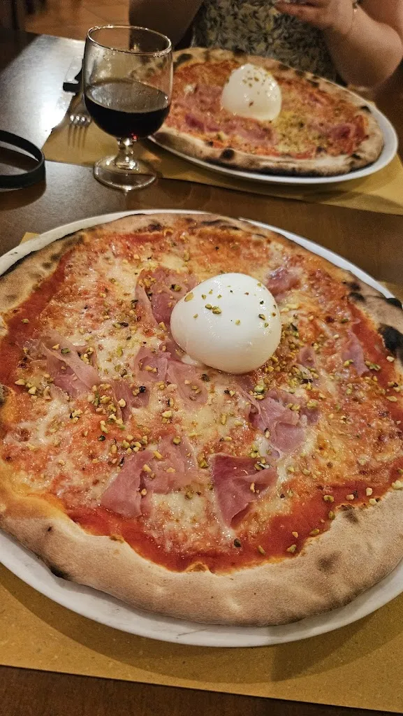 Cinciarin Pizzeria & Restaurant_Casarza Ligure_slider_image_3