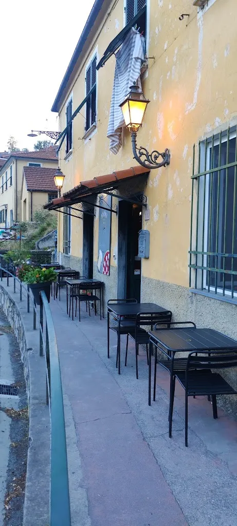 INTAPUNTA Pizzeria Birroteca_Casarza Ligure_slider_image_1
