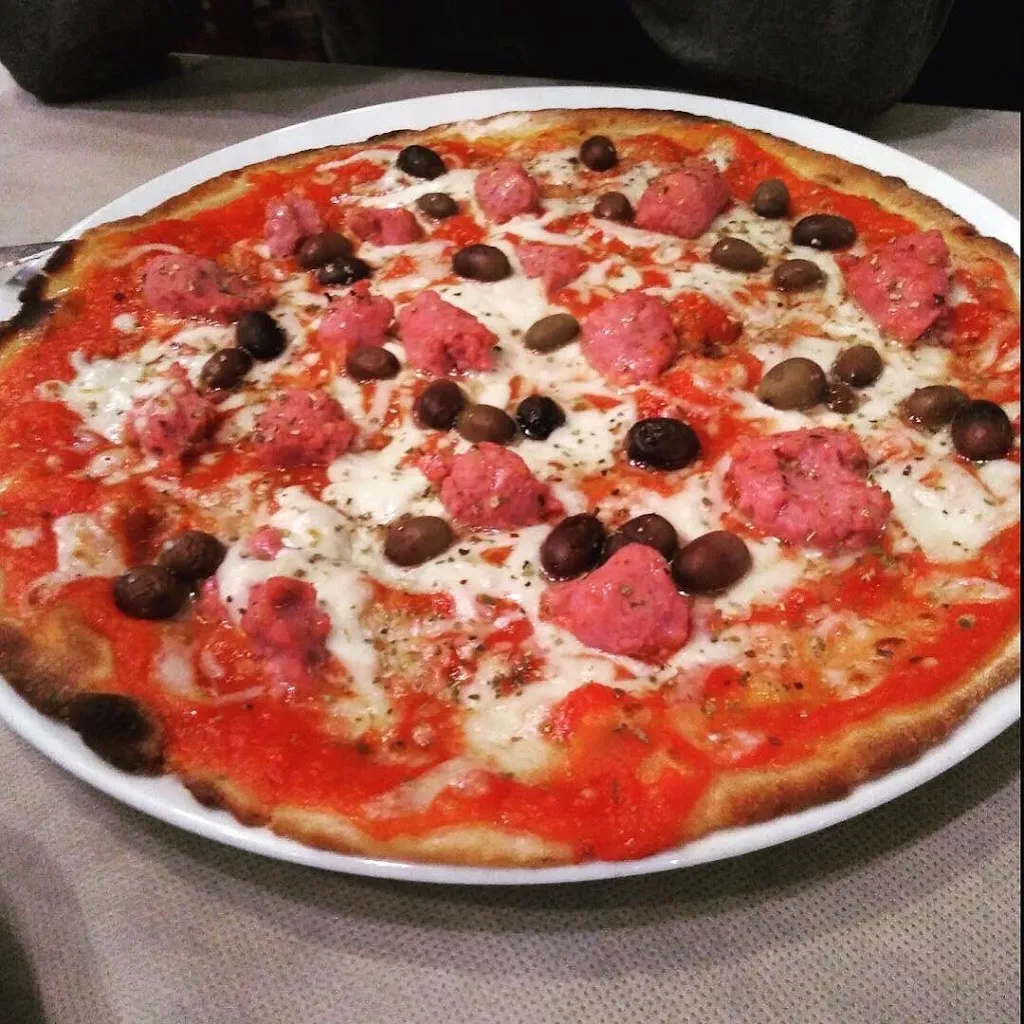 I Gabbiani Pizza Restaurant_Casarza Ligure_slider_image_3