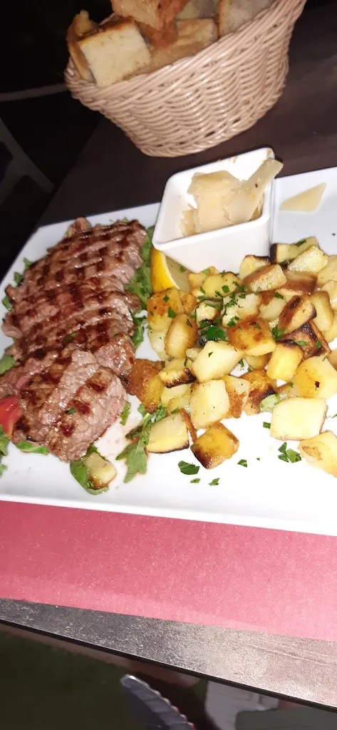 adam krupiński_Le Gardenie - Pizzeria_Casarza Ligure_recensione