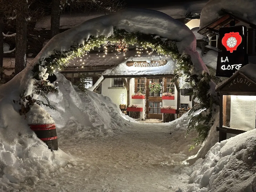 M Schmitt_La Clotze_Courmayeur_review