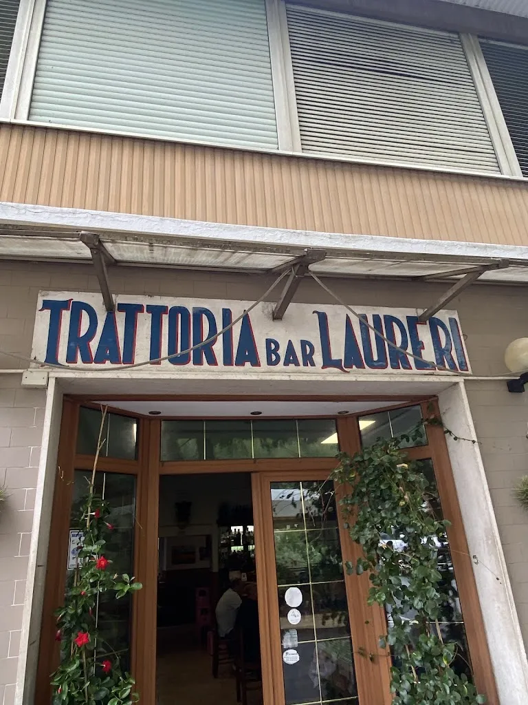 Ristorante LAURERI restaurant in Casanova Lerrone