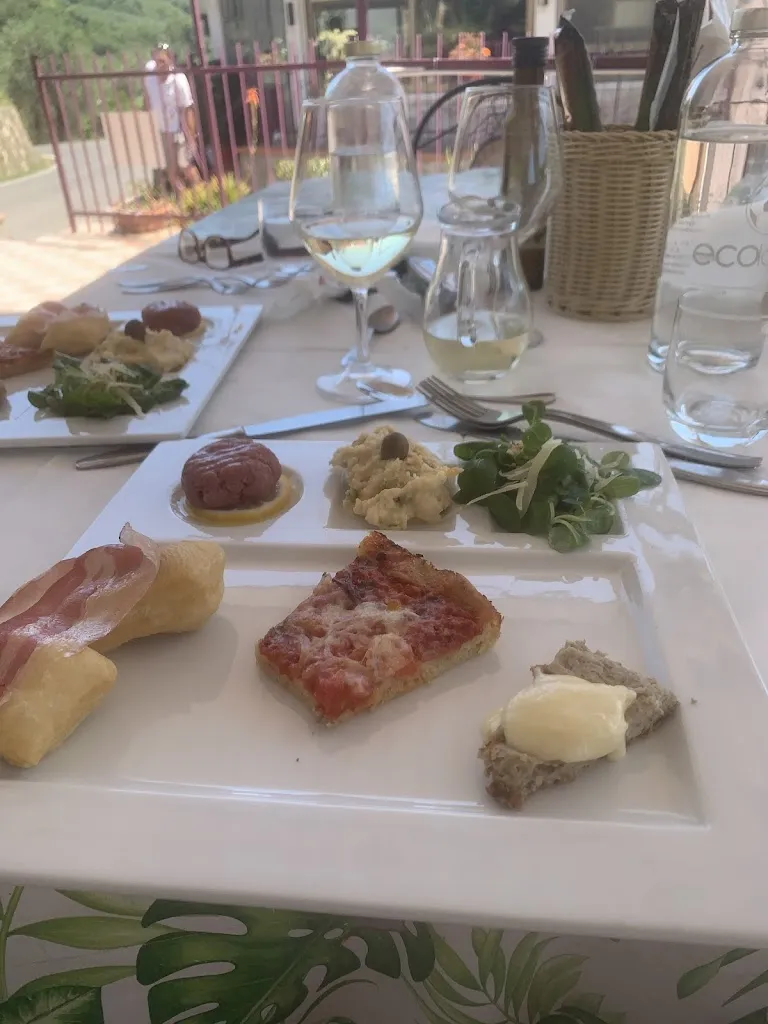 Sabine Valentin_Ristorante Al Frantoio- Agriturismo il nido delle rondini_Casanova Lerrone_review