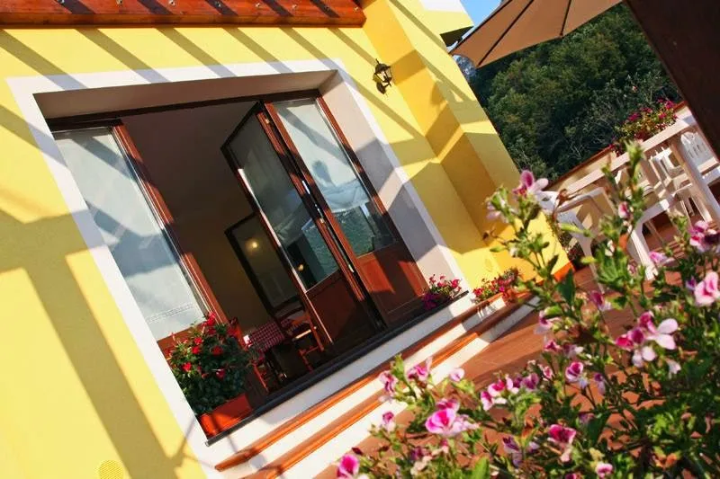 Agriturismo A Ca' du Ricci restaurant in Castelbianco