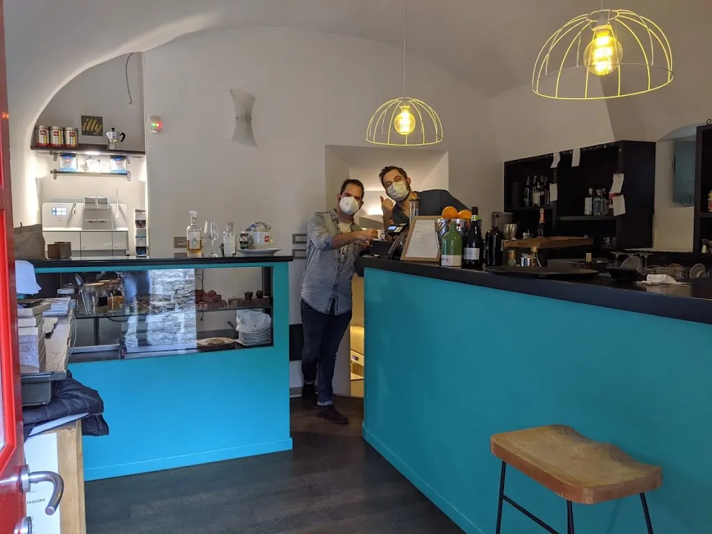 Colletta Bar restaurant in Castelbianco