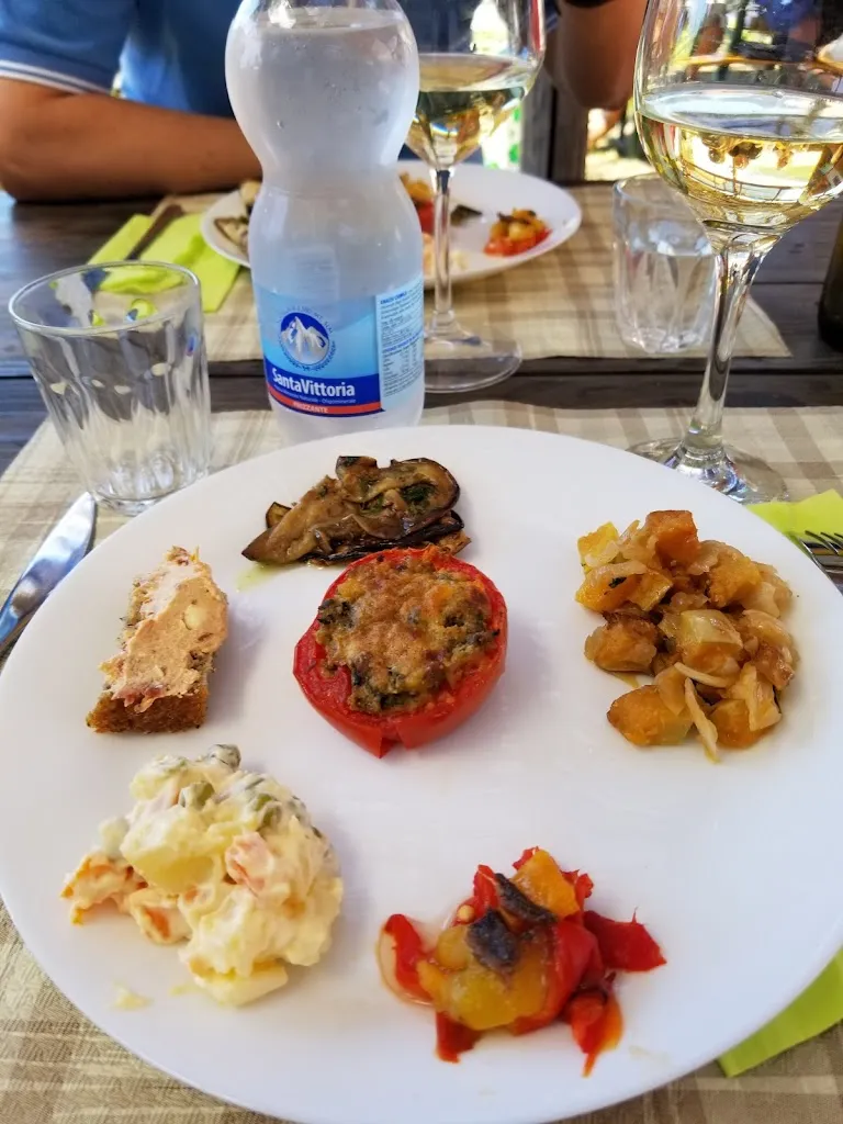 Ilaria Migliardi_Centro Sociale Pro Loco_Castelvecchio di Rocca Barbena_recensione