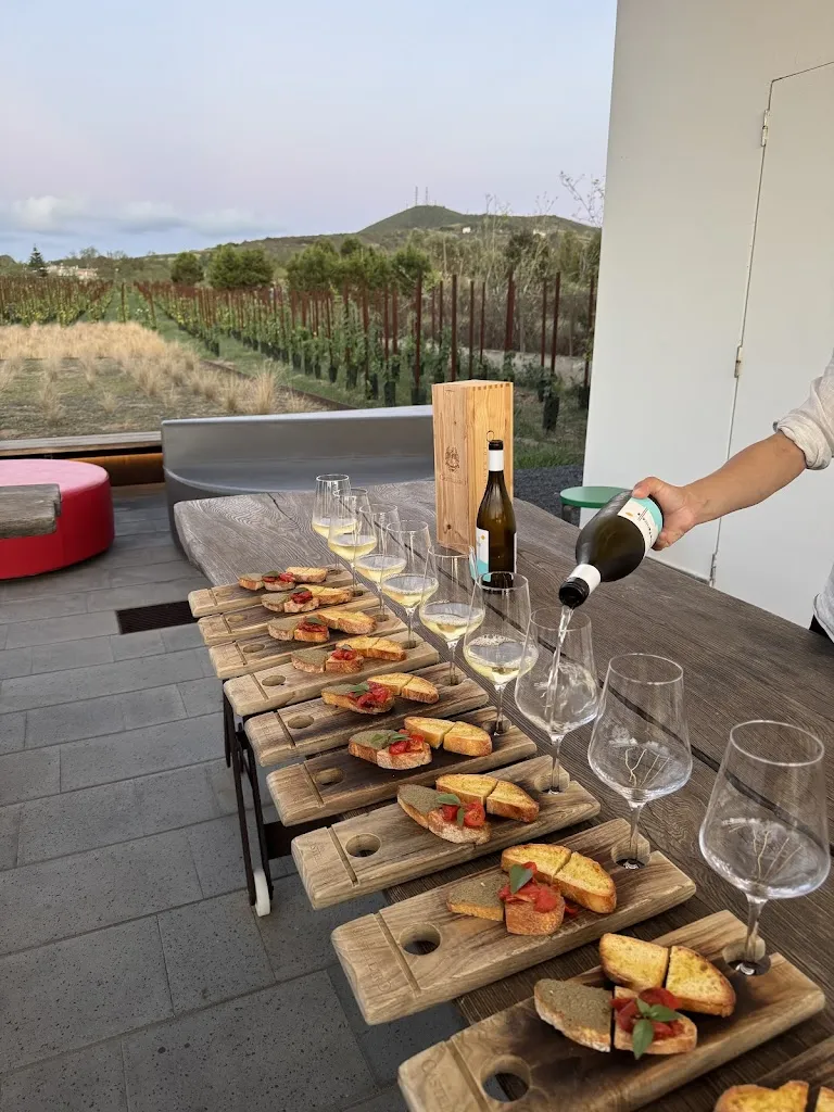 Castellaro Bistrot_Castellaro_slider_image_3