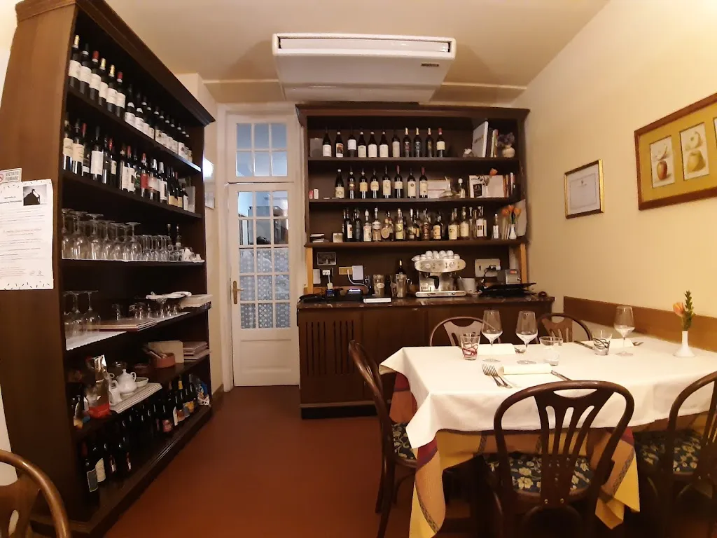 Trattoria Armanda_Castelnuovo Magra_slider_image_1