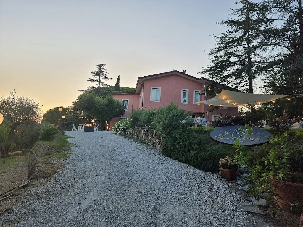 Podere Maison Delicés_Castelnuovo Magra_slider_image_2