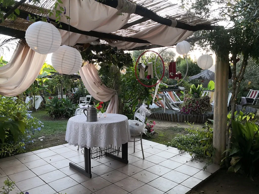 Hibiscus_Castelnuovo Magra_slider_image_1