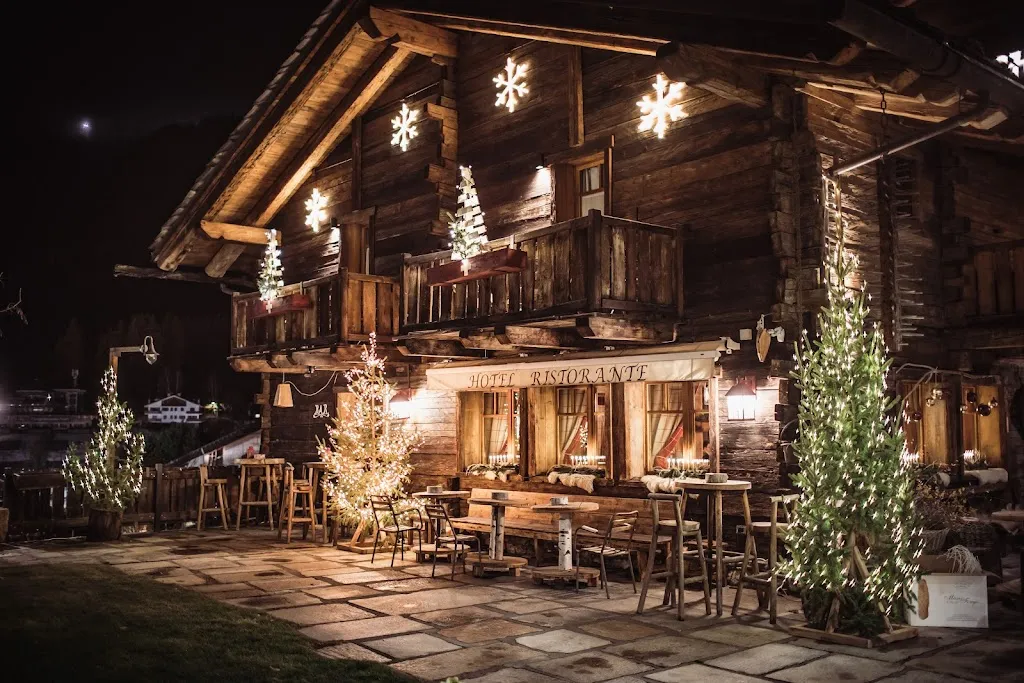 Chalet Svizzero Restaurant_Courmayeur_slider_image_3