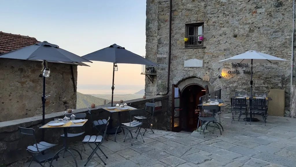 Trattoria Quinta Terra restaurant in Castelnuovo Magra