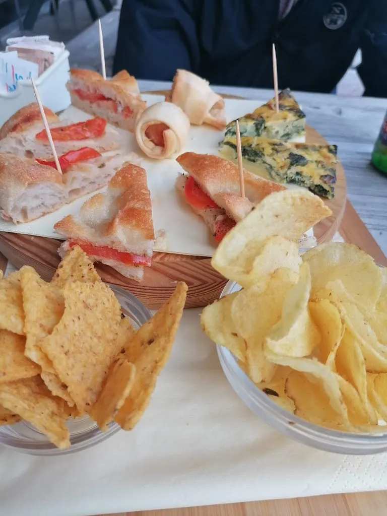 Irene Malfanti_Ciacco cafè_Castelnuovo Magra_review