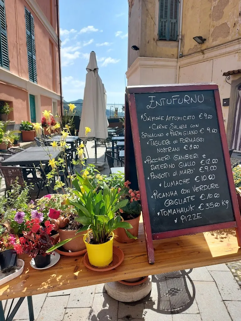 Ristorante Pizzeria En Tu Furnu_Ceriana_slider_image_3