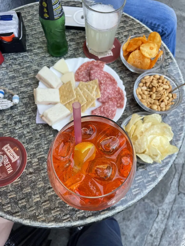 Piotr Wila_Bar Rina di Lazzerini Lorenzo_Ceriana_review