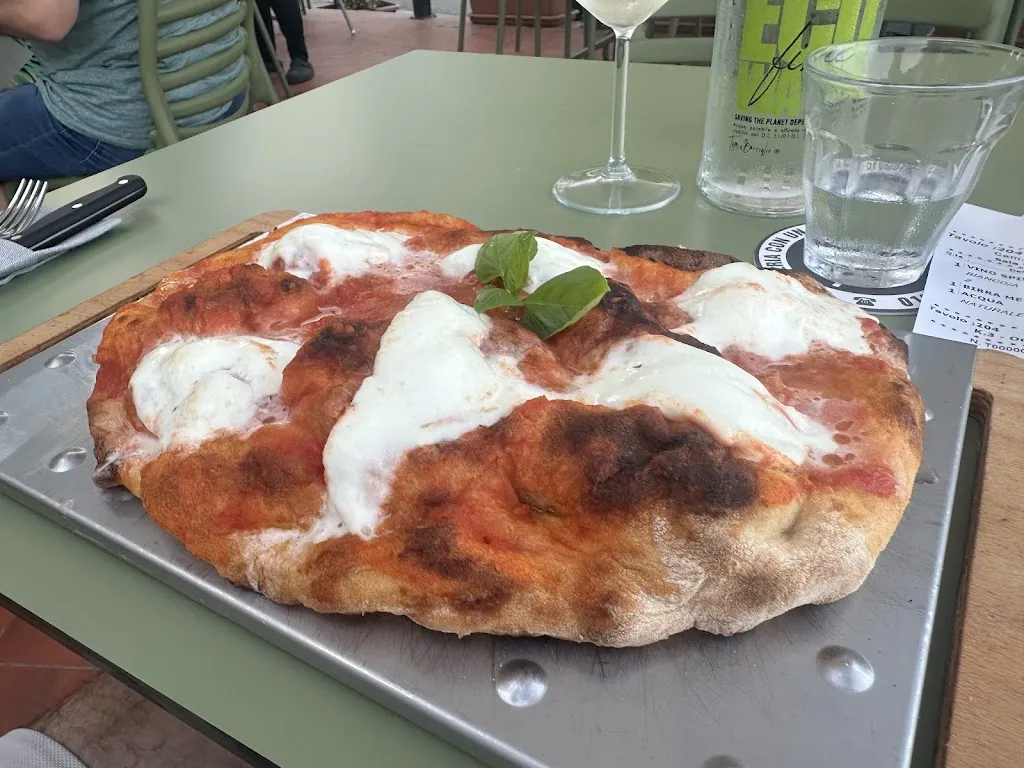 Anna Pototska_Pizzeria Mezzomarinaio Celle_Celle Ligure_review