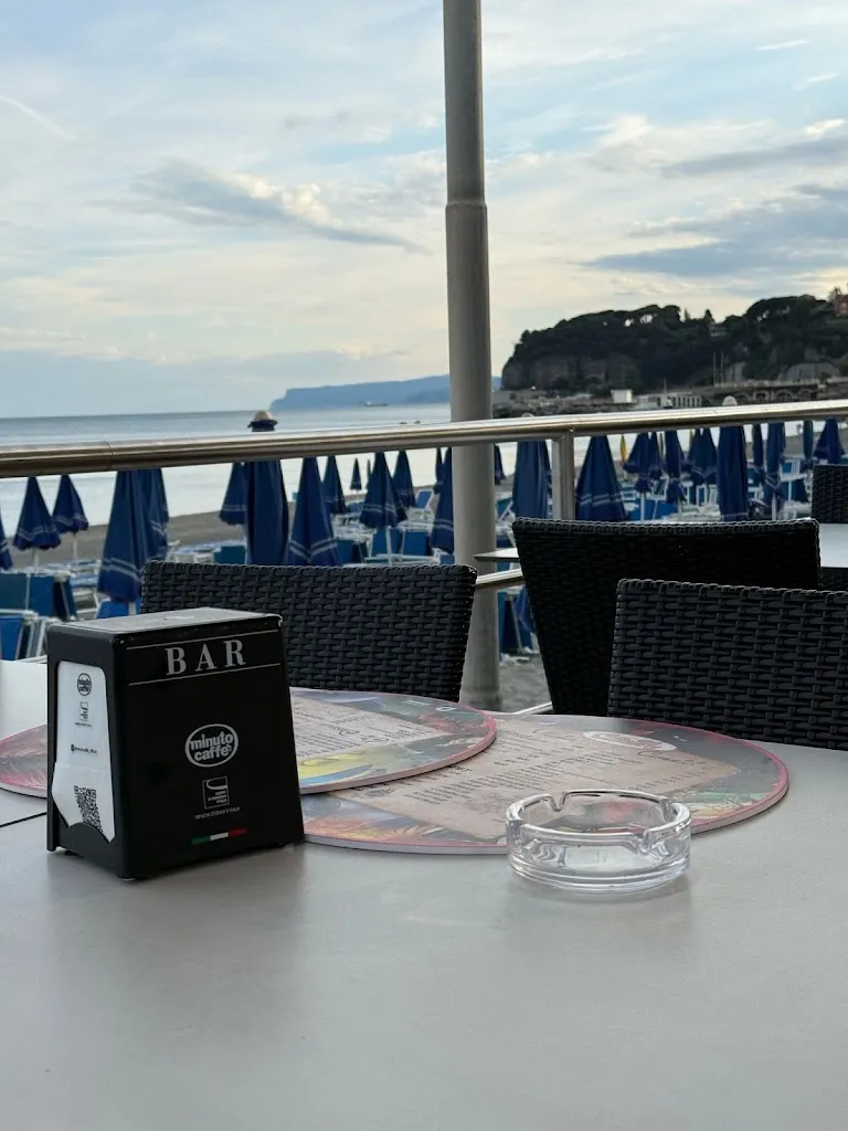 ws.farmaciasalus_CaDuMà_Celle Ligure_review