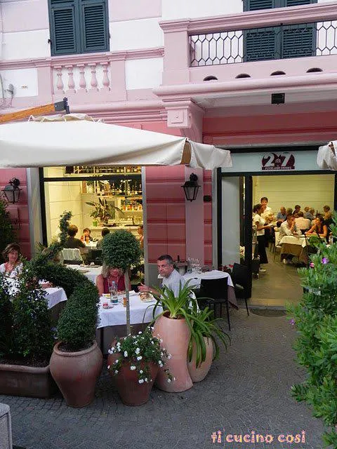 27 Food & Drinks_Celle Ligure_slider_image_1