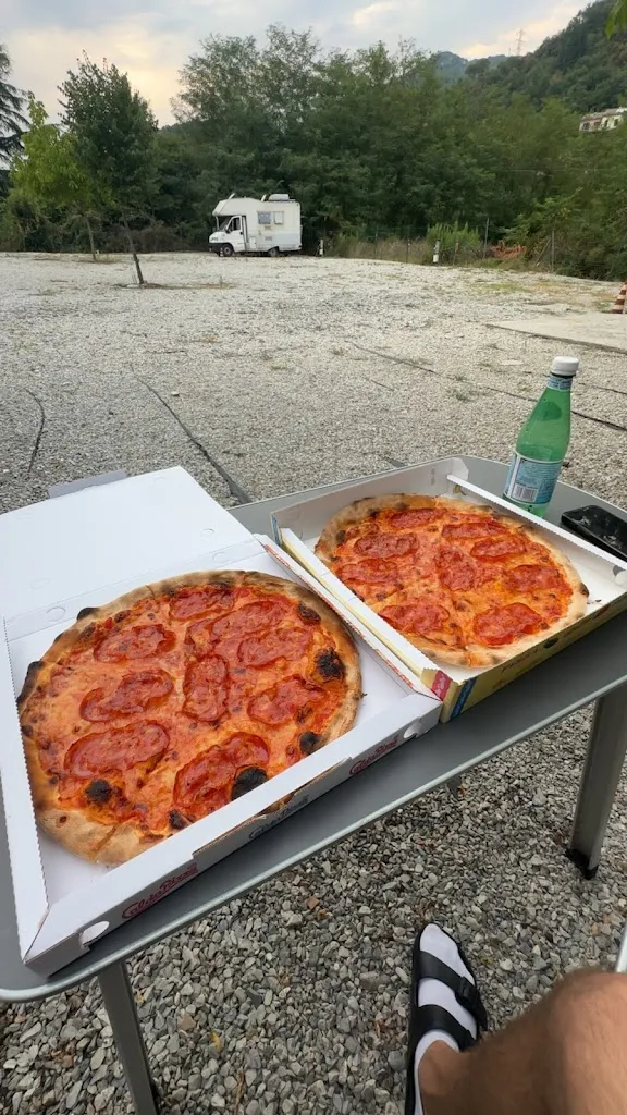 Julian Becker_La Tana di Jack - Pizzeria da asporto_Cicagna_review