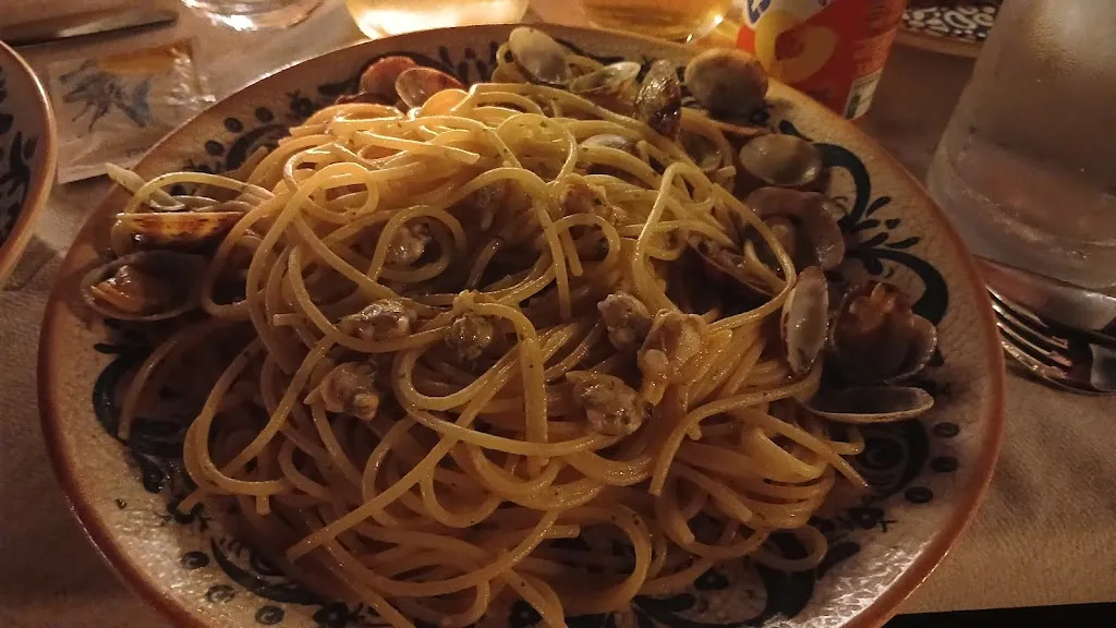 Patricio Gomez_Bar Ristorante La Piazzetta_Civezza_avis