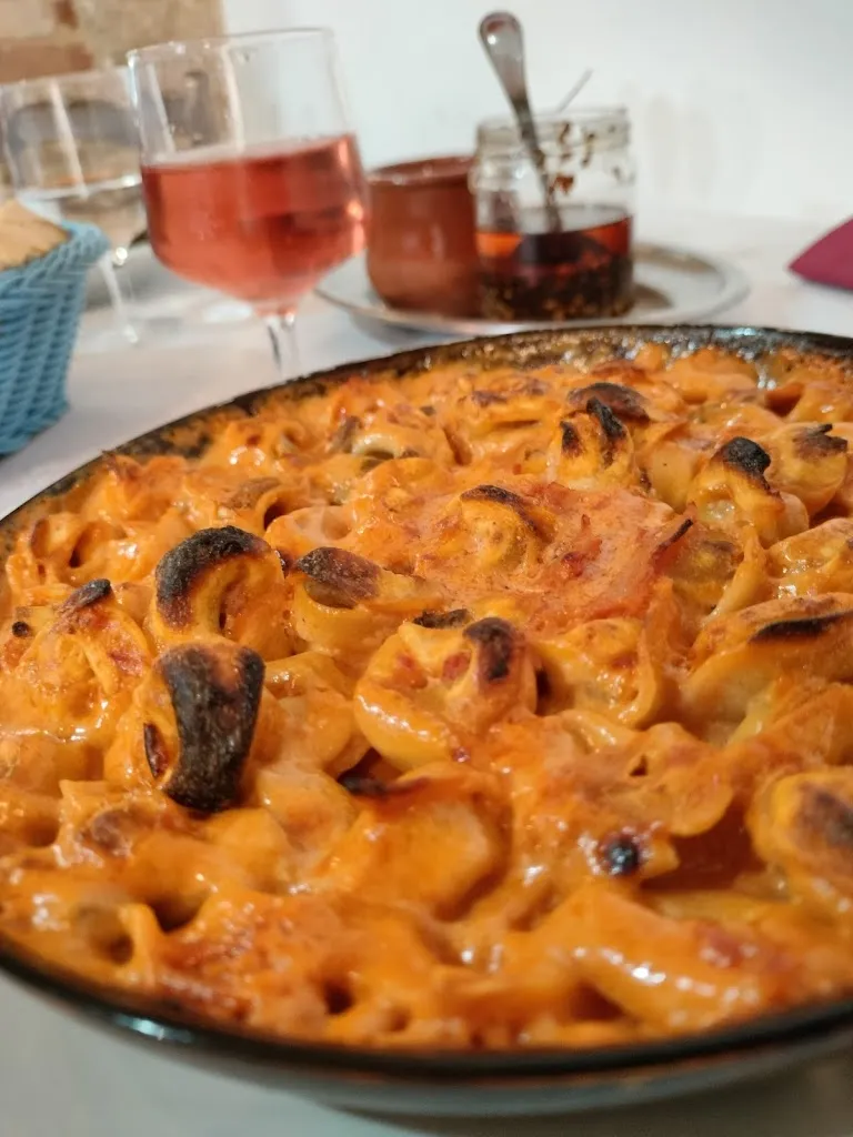 Ristorante Pizzeria Tunnel_Campli_slider_image_2