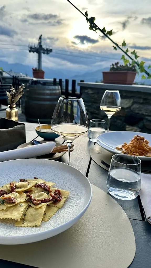 Annalena Graf_Yeti • Pila_Gressan_review