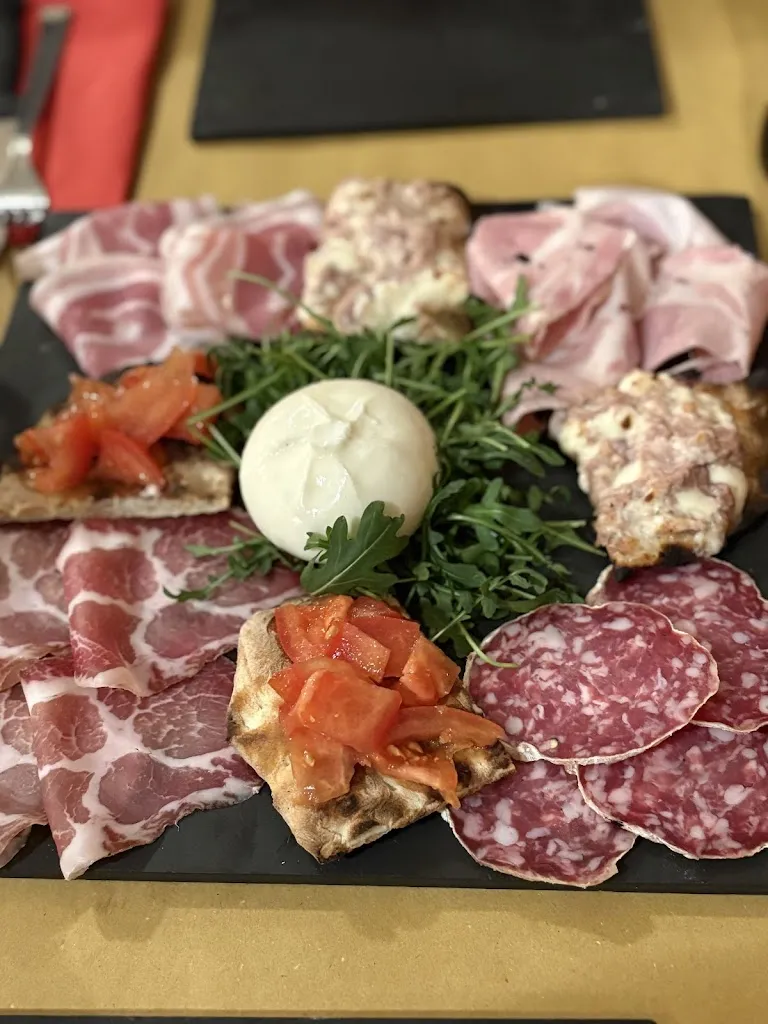 Kristal Buen_San Sarvòu_Cogorno_review