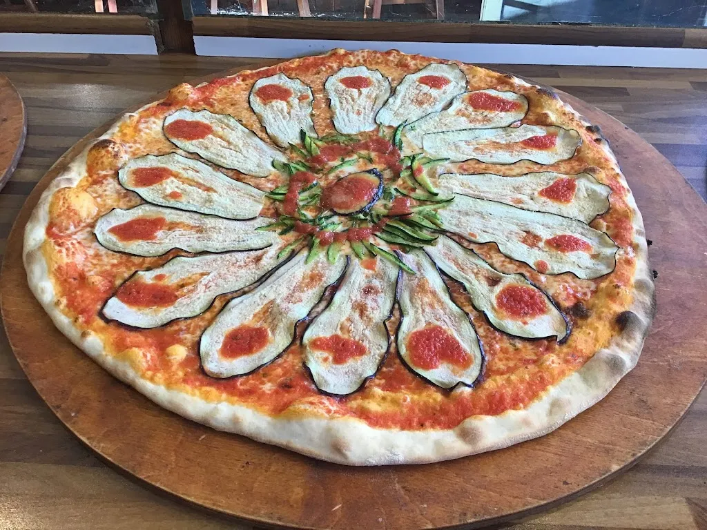 Pizzeria D'Asporto Antico Borgo_Cogorno_slider_image_2