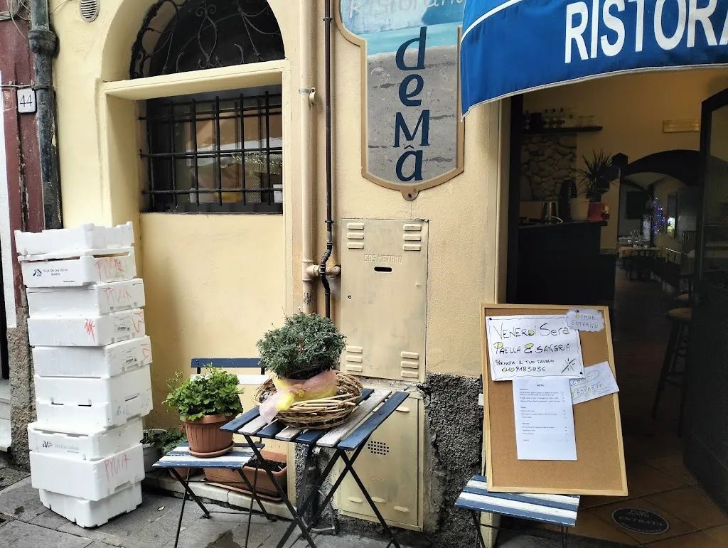 Prie De Mâ_ lungomare restaurant in Cogoleto