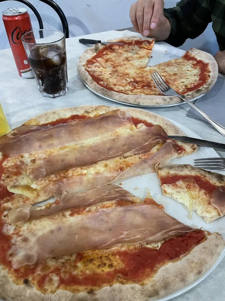 Ekaterine Asanidze_Al Pirata_Cogoleto_review