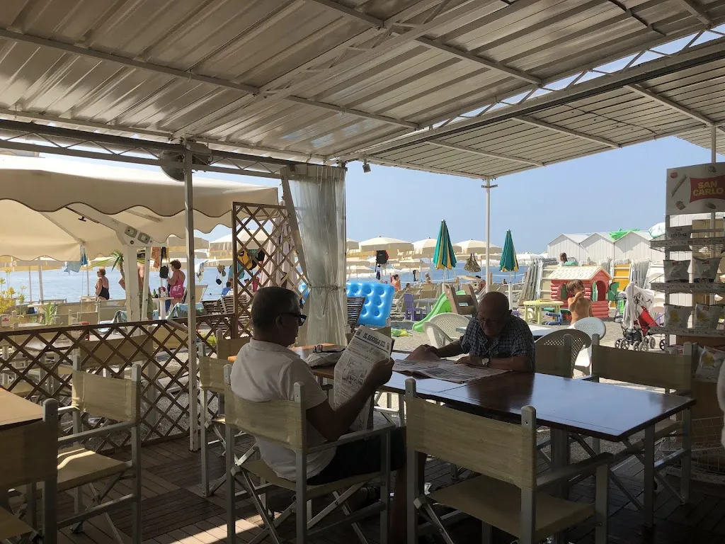 Rebus Omnia_Bagni Aldebaran_Cogoleto_review