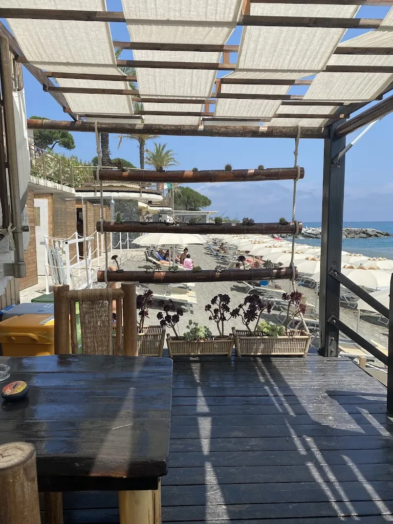 Bagni Pippy Island_Cogoleto_slider_image_3