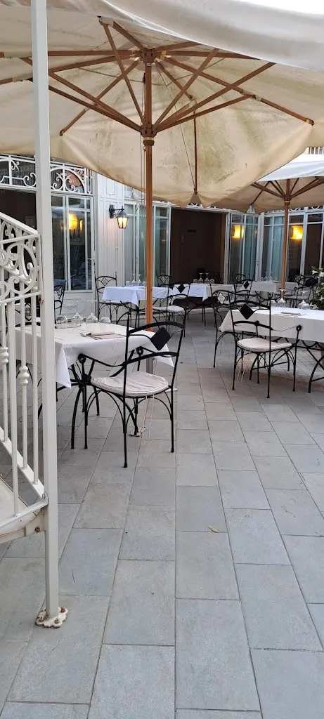 Mercurio Restaurant restaurant in Diano Arentino