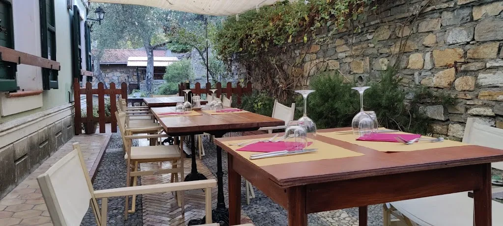 Convivium Home Restaurant_Diano Arentino_slider_image_1