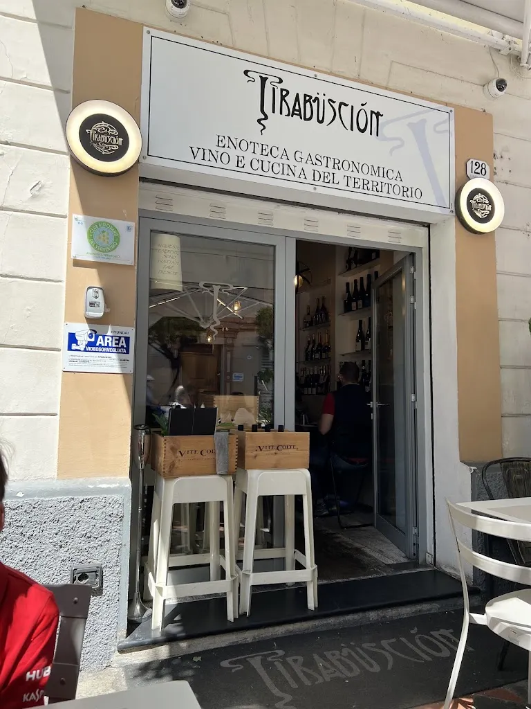 Tirabuscion_Diano Arentino_slider_image_1