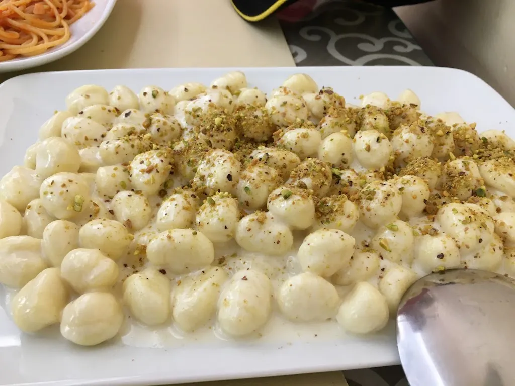 Christine_Spaghetteria Macaroni_Diano Marina_review