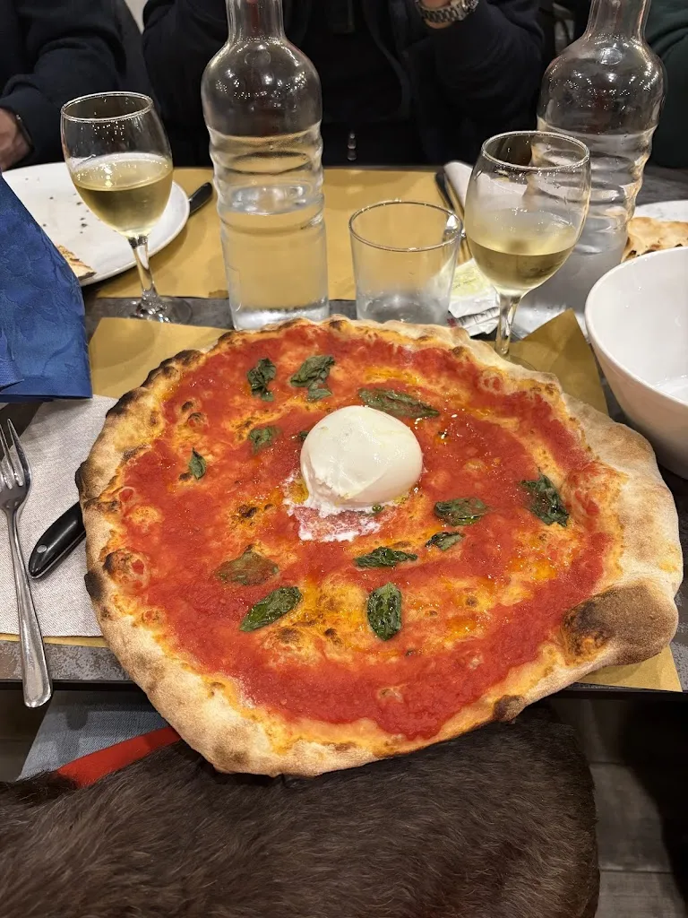 Katalin Tinics_La Piazzetta_Diano Marina_review