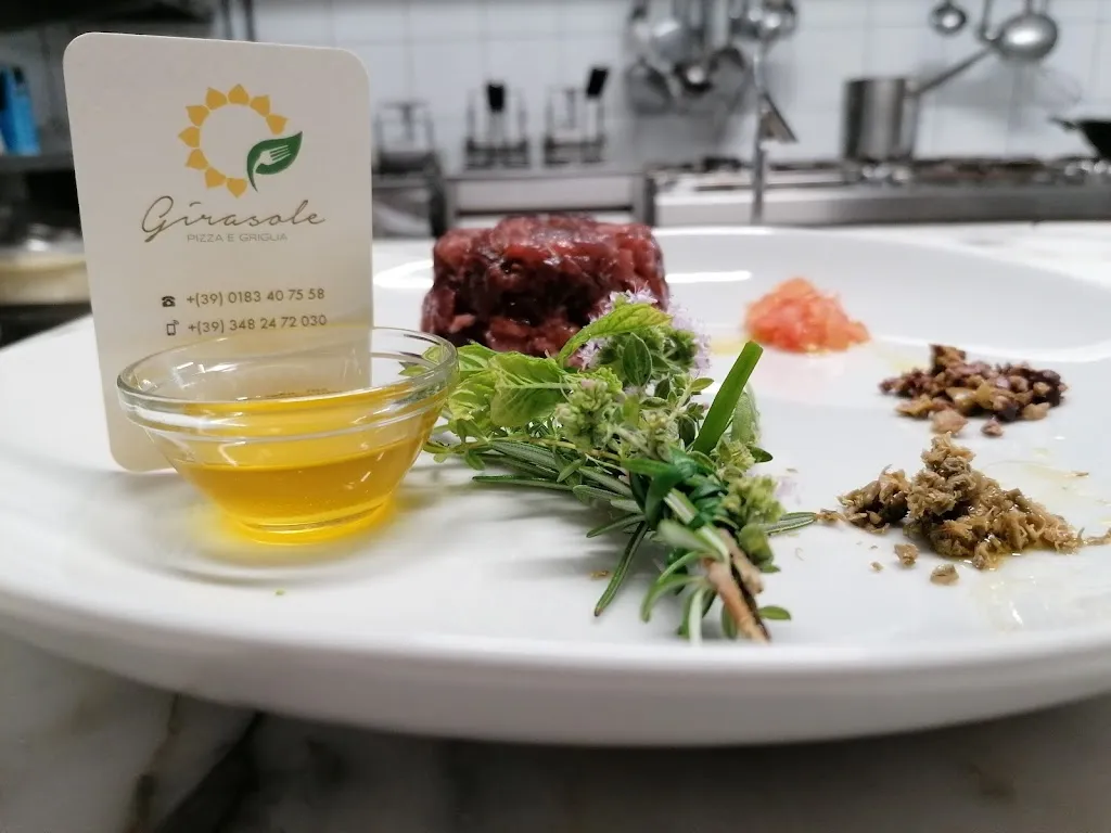 Girasole Pizza & Griglia_Diano Castello_slider_image_3