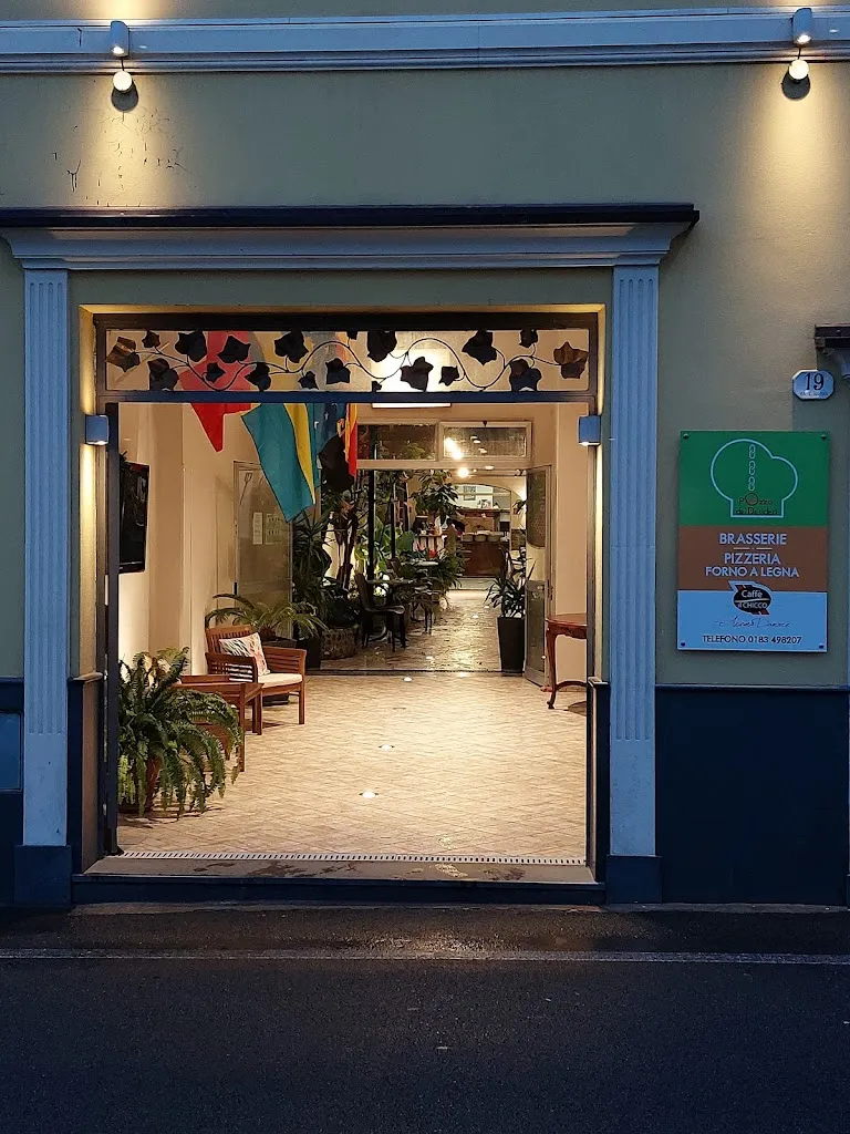 Pizzeria Ristorante Il Pozzo Dei Desideri restaurant in Diano Castello