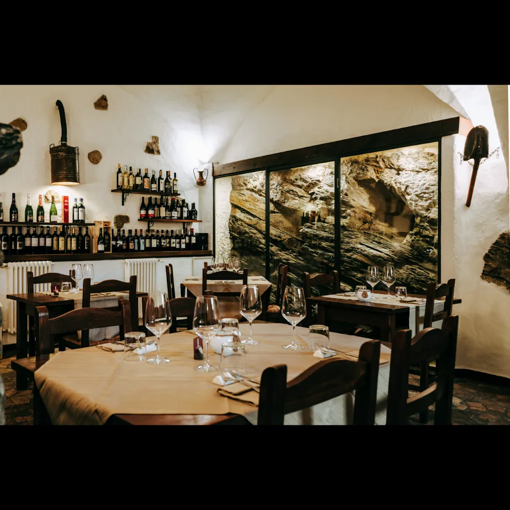 Ristorante Casa Della Rocca restaurant in Dolcedo