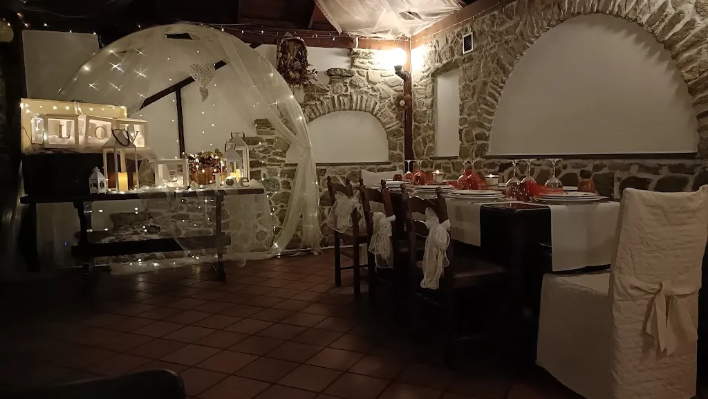 Il Portico restaurant in Feglino