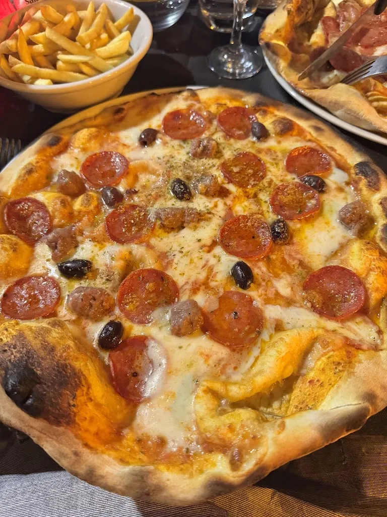 Alex Reidy_Il Borgo Pizzeria Ristorante_Dolceacqua_review
