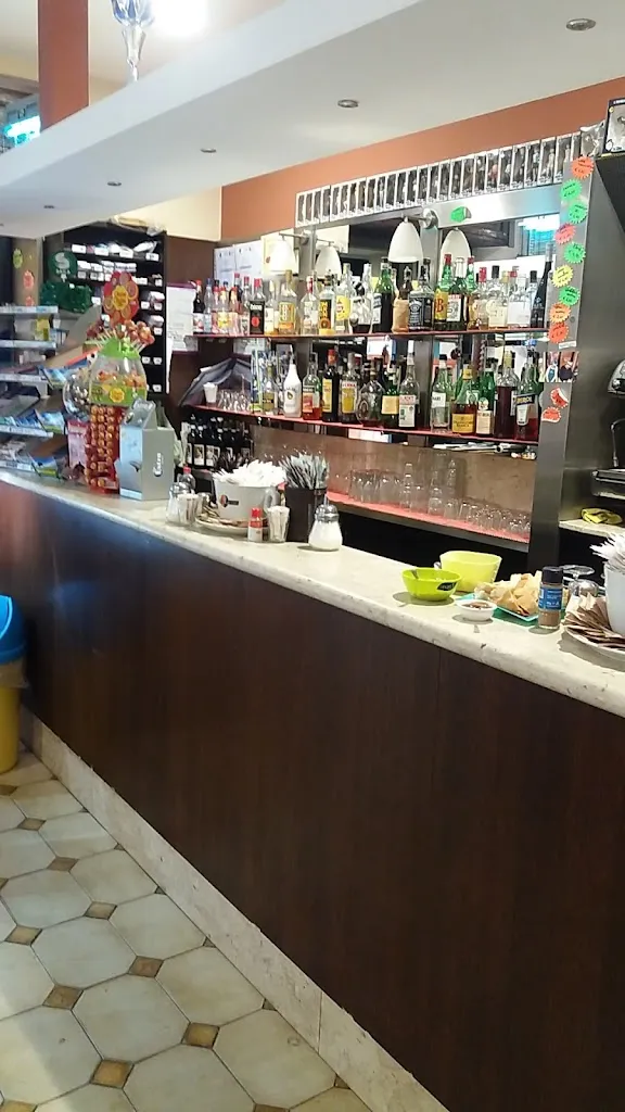 Caffè della Posta restaurant in Isola del Cantone