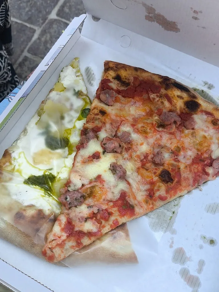 Shaghayegh Samadzadehghezelghayeh _Focacceria Del Bastione_Laigueglia_recensione