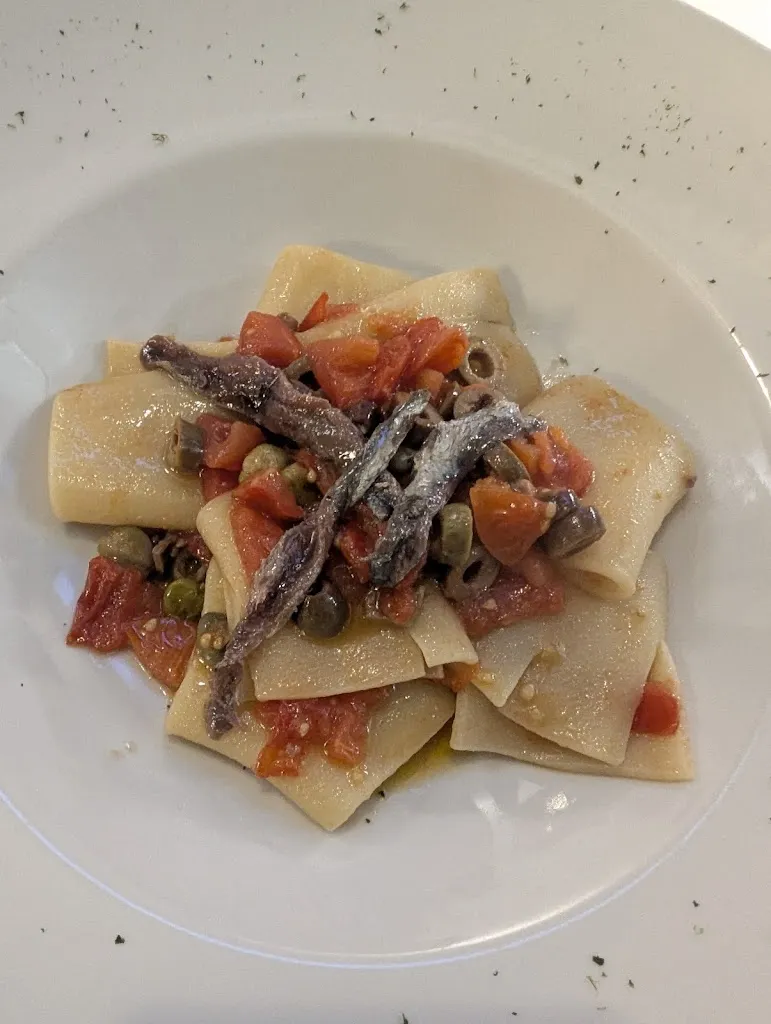 Amanda Hernandez_La Piccola Oasi_Lerici_review