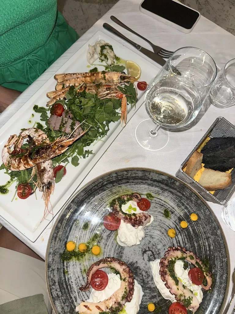 Barak Brakke_White Lerici restaurant & wine bar_Lerici_review