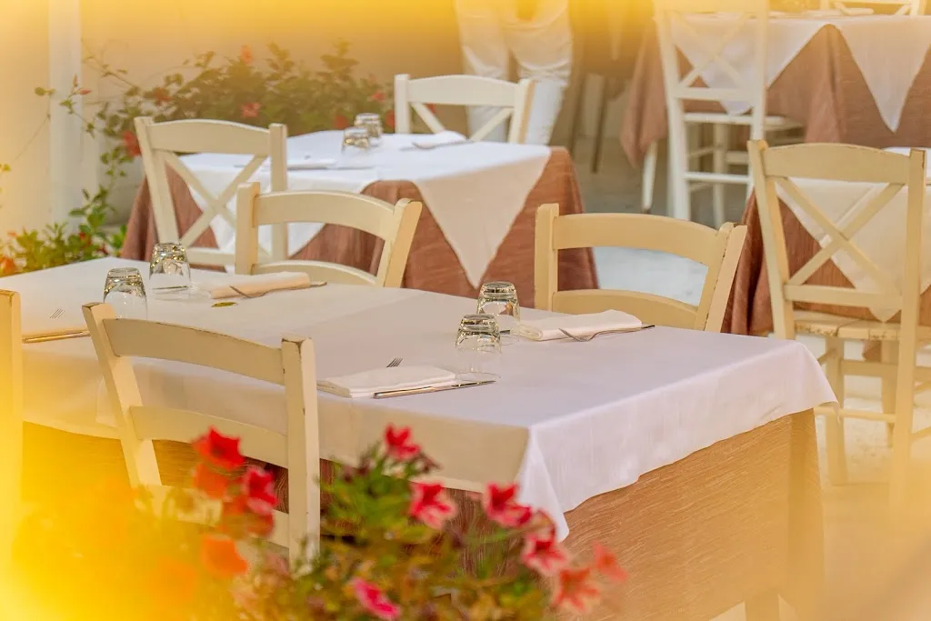 White Lerici restaurant & wine bar_Lerici_slider_image_3