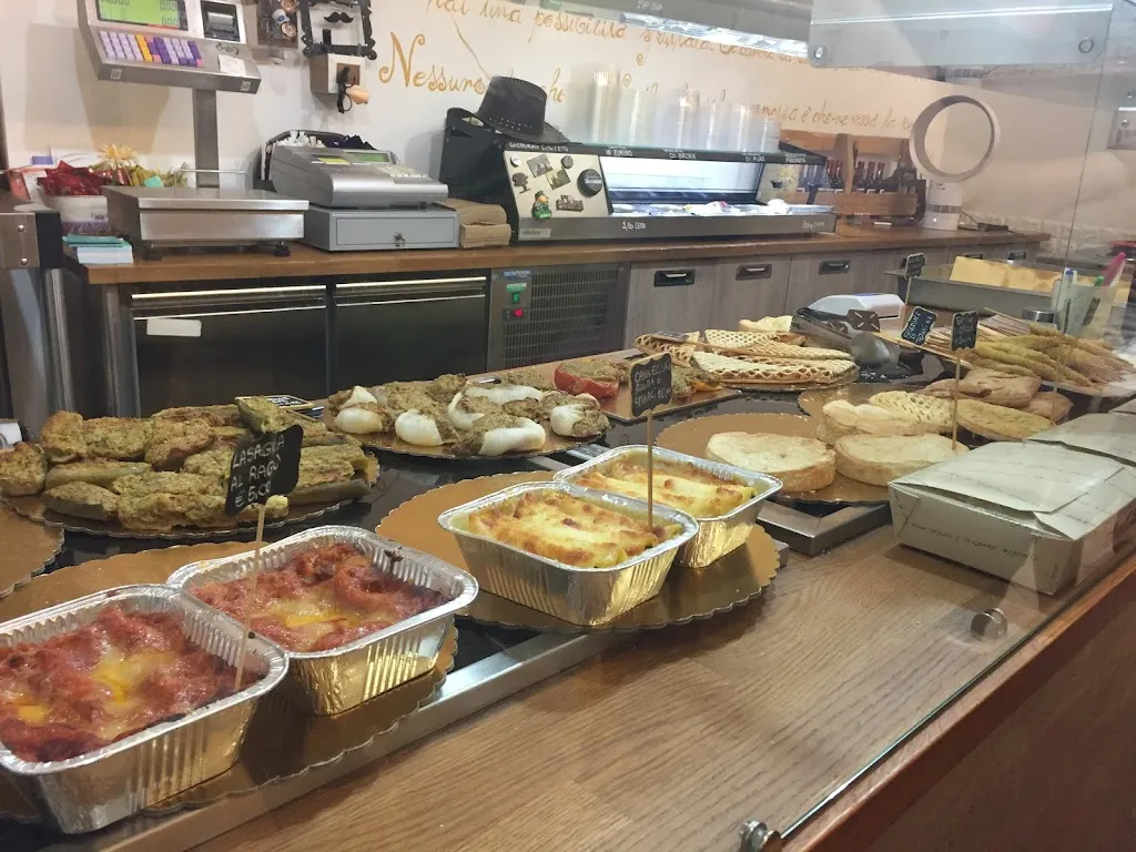 Carolina Cesare_Siamo Fritti_Lerici_review