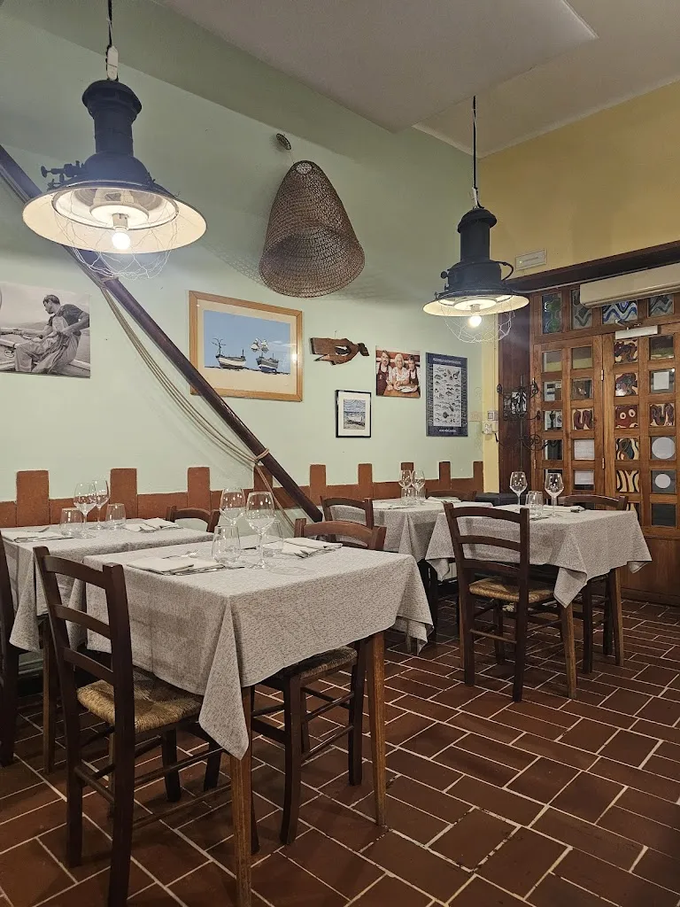 S. Sebastian Lee_Trattoria Raieü_Lavagna_review