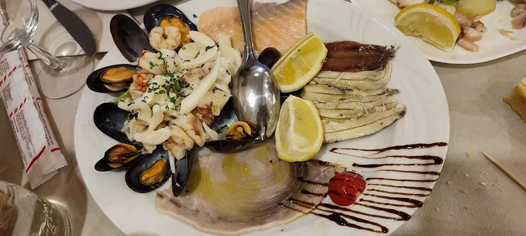 Menu_Lo Scoglio Pizza & Restaurant_Lavagna_image_8